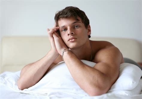 Prague Gay Massage Guide 2025: Czech male masseurs